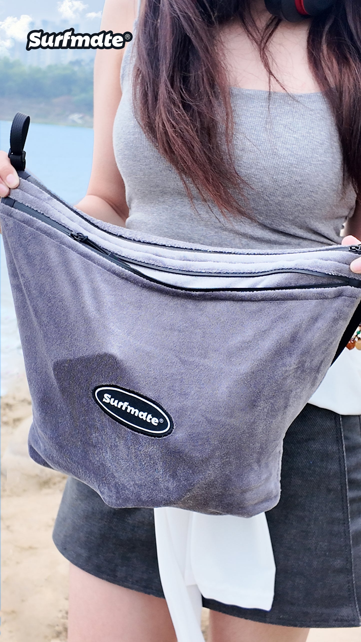 Surfmate - Poncho in a built-in bag